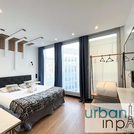 Urbanflat 128 - Champs-elysees Iconic Penthouse *