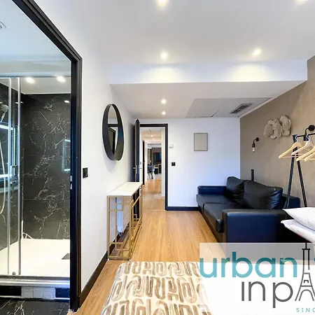 Urbanflat 128 - Champs-elysees Iconic Penthouse باريس