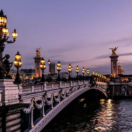 アパート Urbanflat 128 - Champs-elysees Iconic Penthouse *